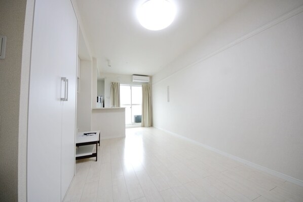 レオネクストウィステリアRの物件内観写真